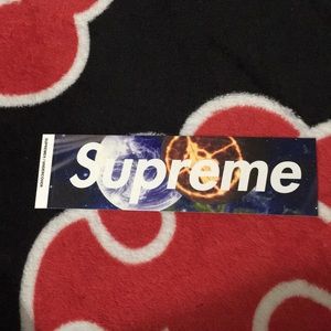 Supreme/undercover sticker
